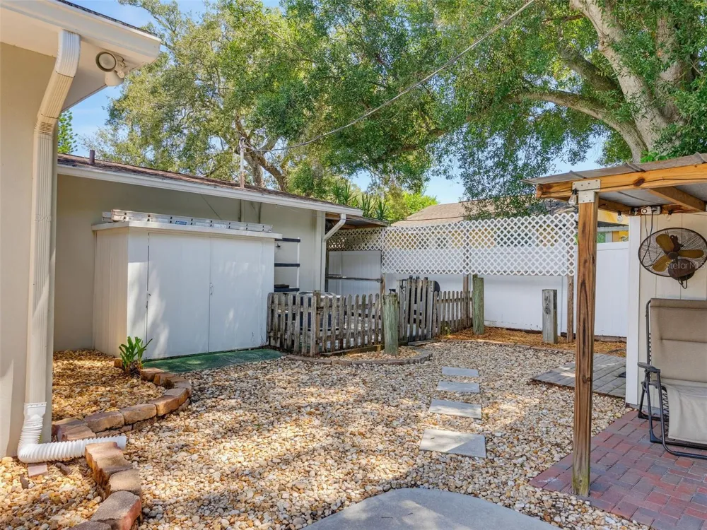1575 JASMINE WAY Clearwater, FL 33756