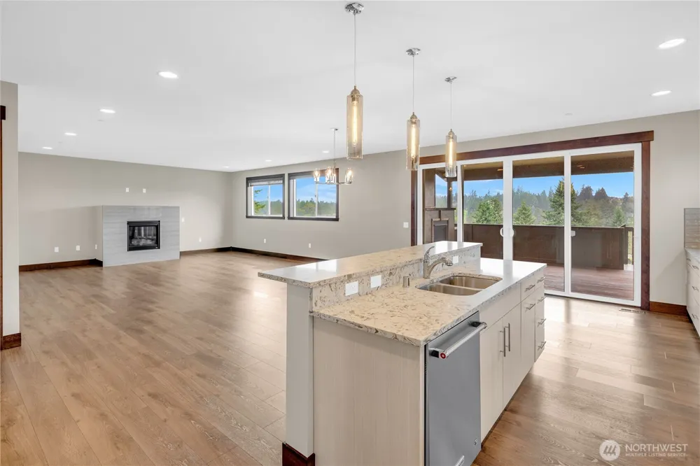 25212 138th Place SE Kent, WA 98042