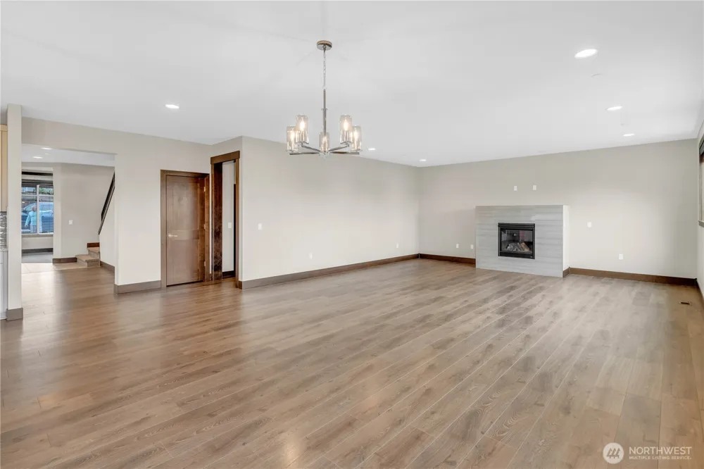 25212 138th Place SE Kent, WA 98042