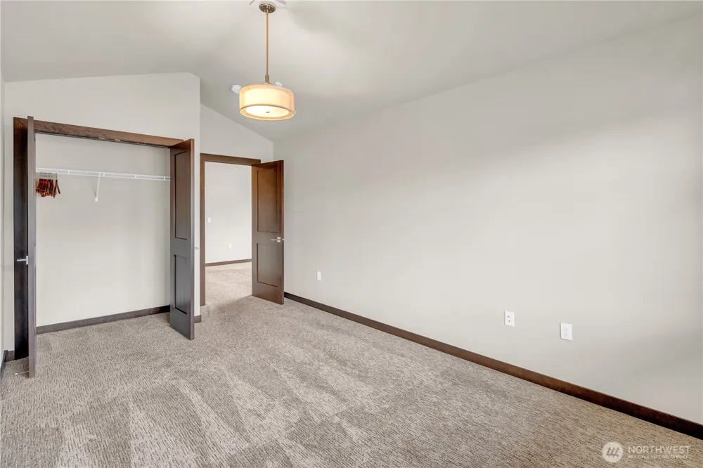 25212 138th Place SE Kent, WA 98042