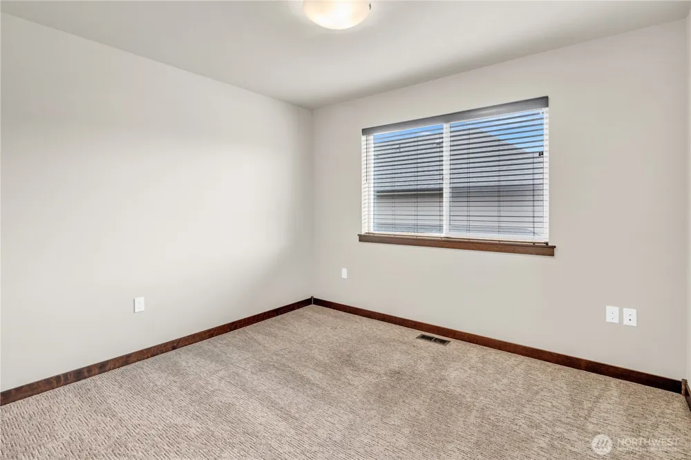 25212 138th Place SE Kent, WA 98042