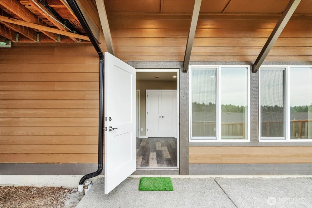 25212 138th Place SE Kent, WA 98042