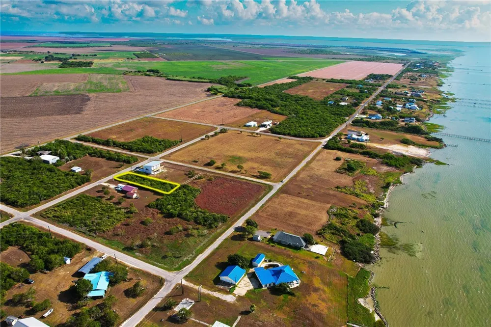 1510 Second St. Bayside, TX 78340
