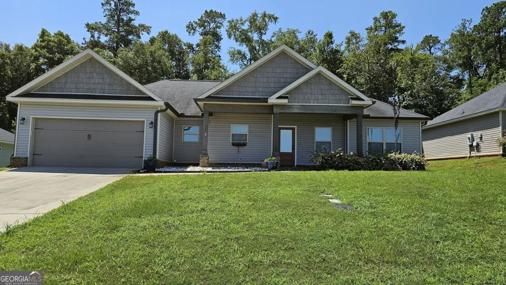 304 Durgin DR Bonaire, GA 31005