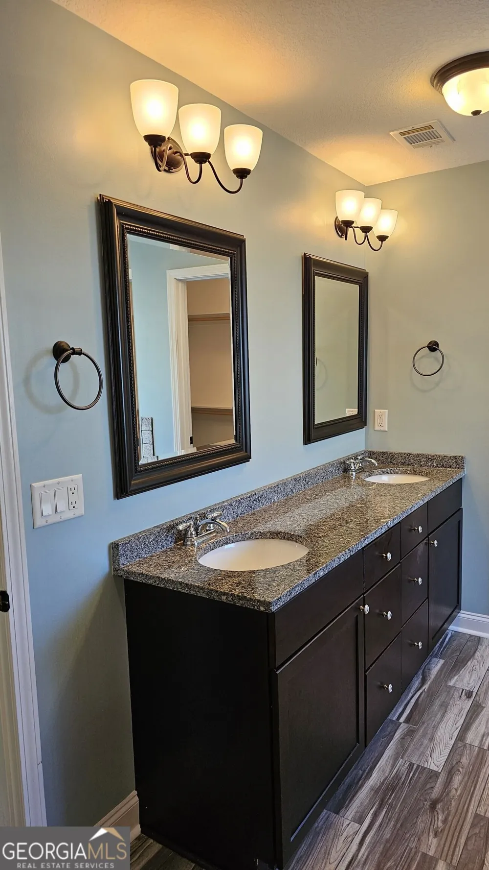 304 Durgin DR Bonaire, GA 31005
