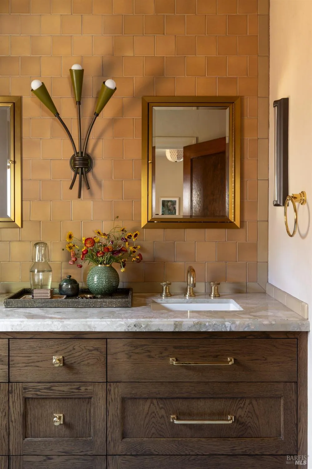 100 Meadowcroft Drive San Anselmo, CA 94960