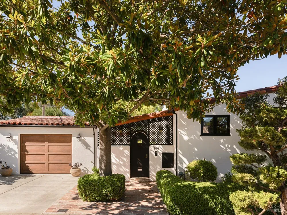 100 Meadowcroft Drive San Anselmo, CA 94960