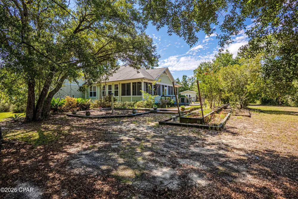3719 Long Road Southport, FL 32409