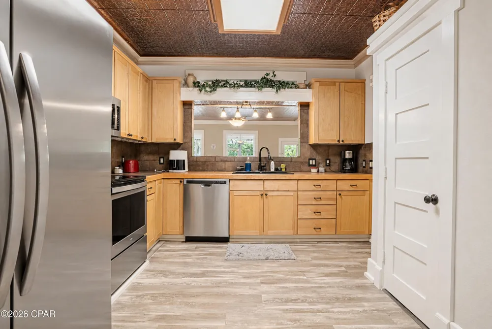 3719 Long Road Southport, FL 32409
