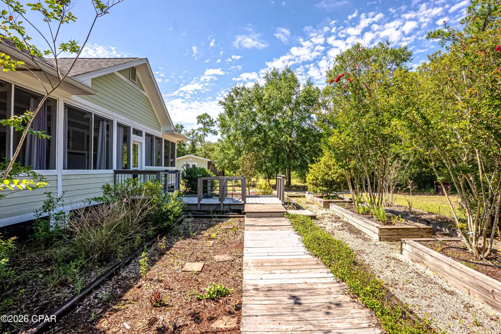 3719 Long Road Southport, FL 32409