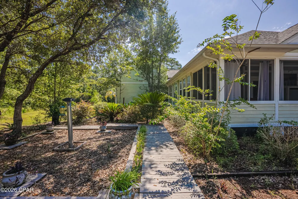3719 Long Road Southport, FL 32409