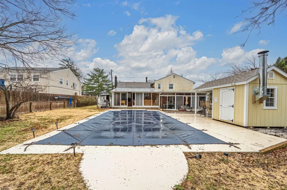 48 W Bolton Ave Absecon, NJ 08201