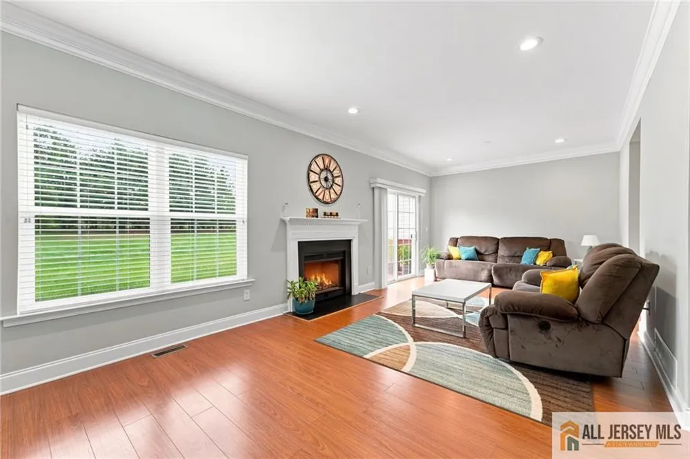26 E Burgess Drive #26 Piscataway, NJ 08854