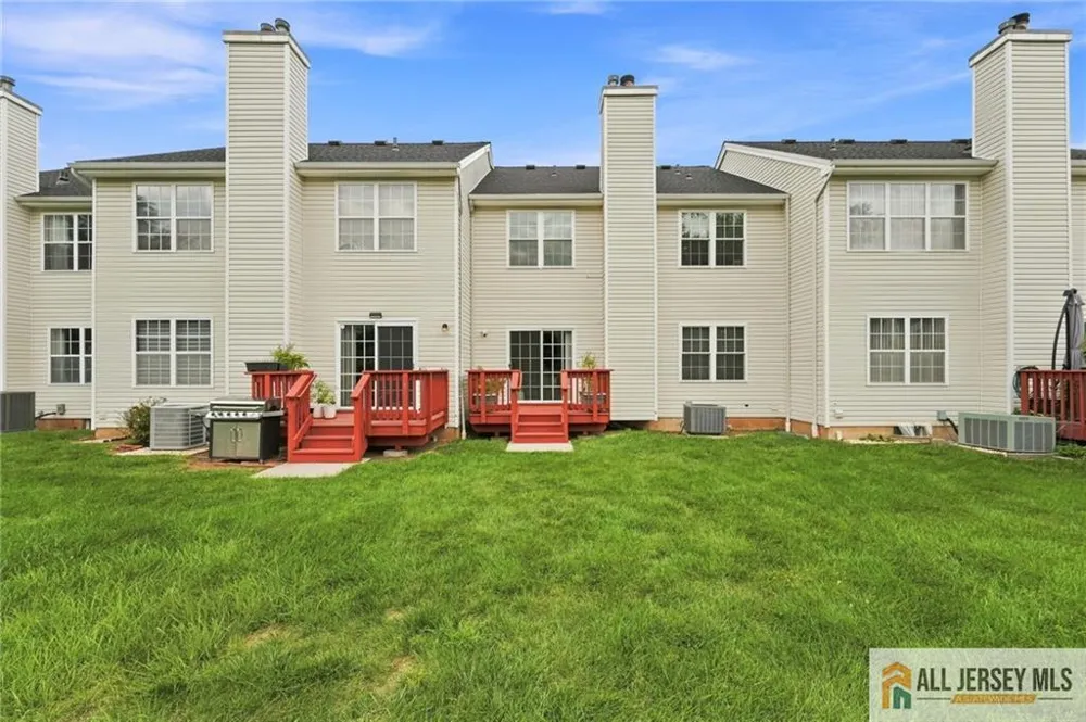 26 E Burgess Drive #26 Piscataway, NJ 08854