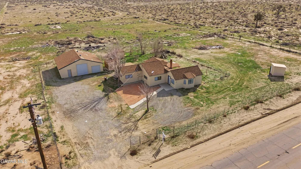 41016 E 150th Street Lancaster, CA 93535