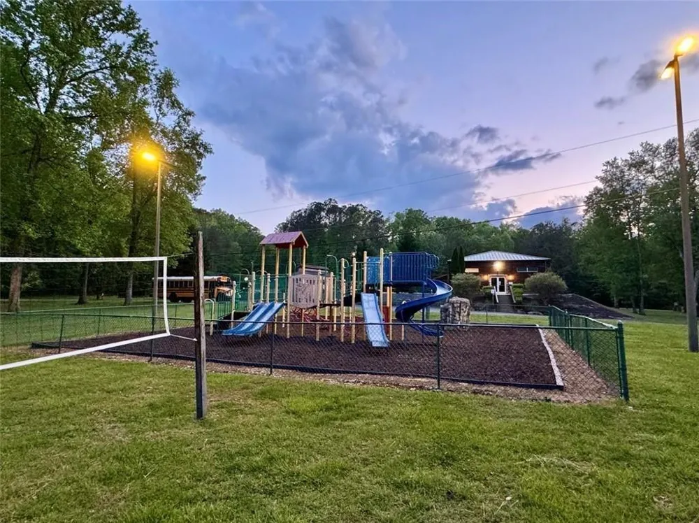 350 Peaceful Loop Chatsworth, GA 30705