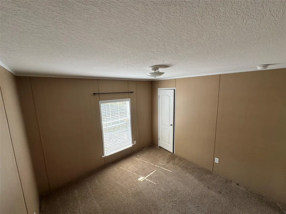 20310 Great Lake St Waller, TX 77484