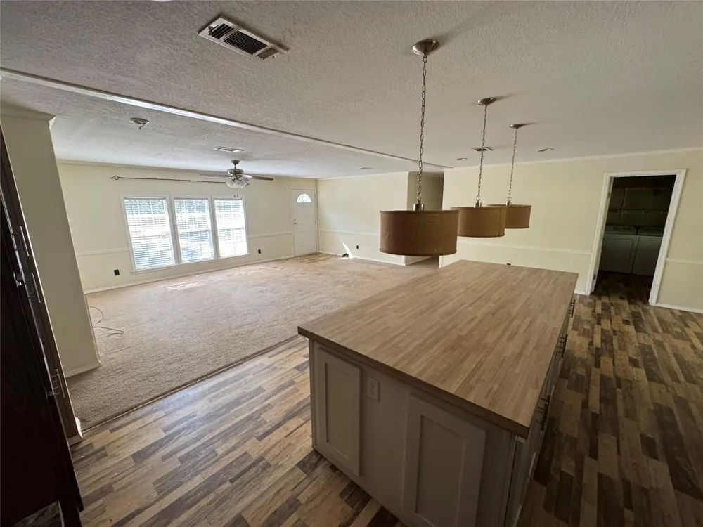 20310 Great Lake St Waller, TX 77484