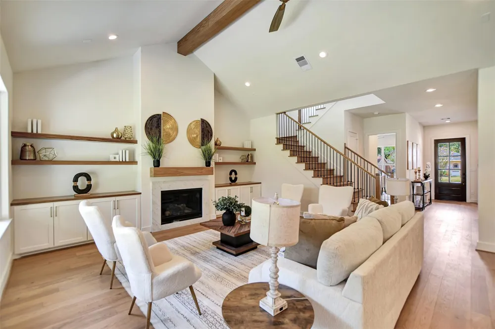 1946 Pech Road Houston, TX 77055