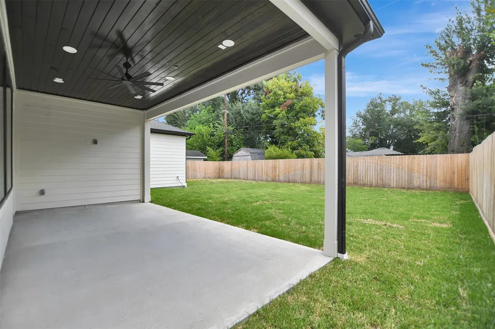 1946 Pech Road Houston, TX 77055