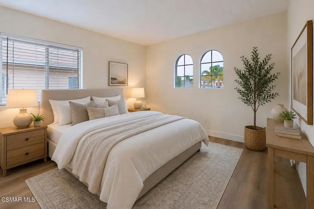 671 Camino De La Luna Newbury Park, CA 91320