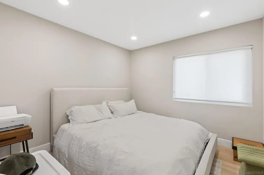 13072 Trigger St San Diego, CA 92129