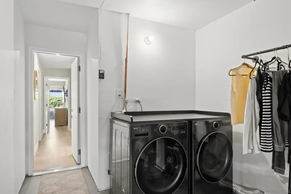 13072 Trigger St San Diego, CA 92129