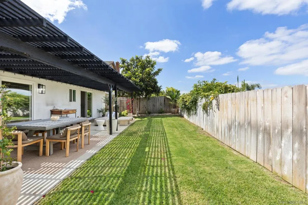 13072 Trigger St San Diego, CA 92129