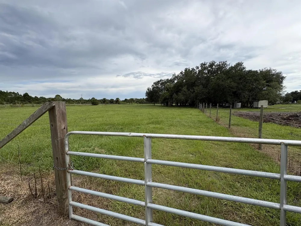 15628 NW 310th Street Okeechobee, FL 34972