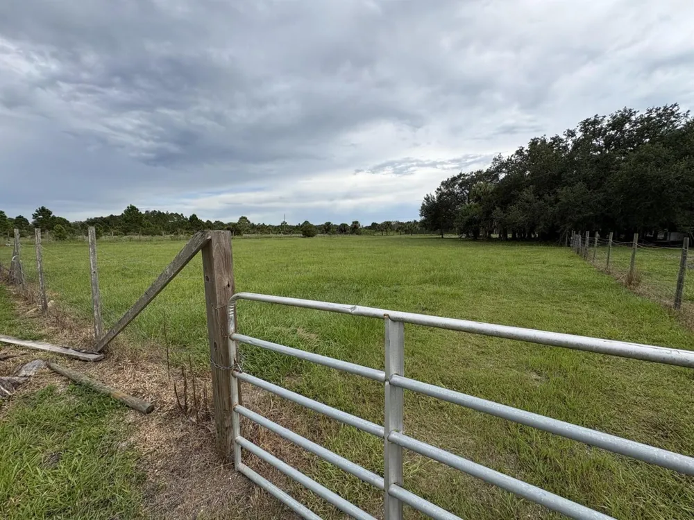 15628 NW 310th Street Okeechobee, FL 34972