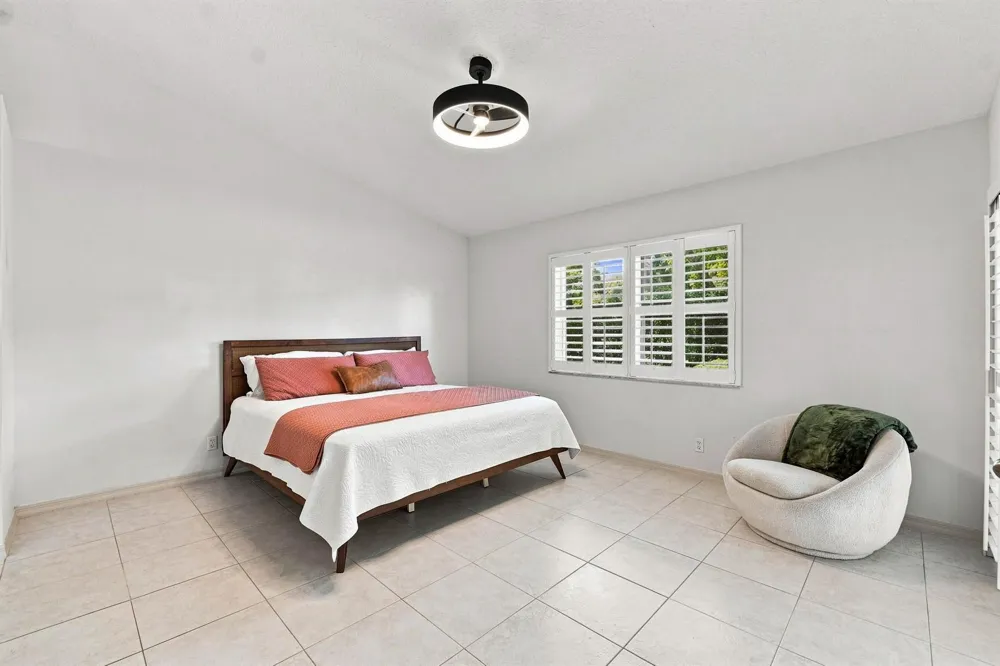 8088 VIA DI VENETO Boca Raton, FL 33496