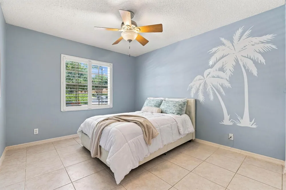 8088 VIA DI VENETO Boca Raton, FL 33496
