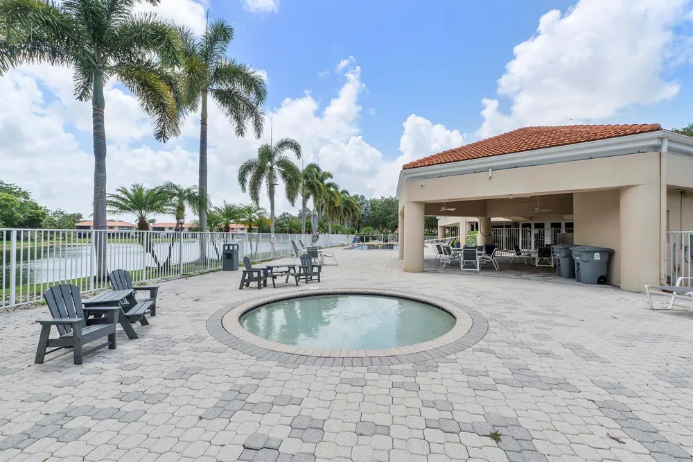 8088 VIA DI VENETO Boca Raton, FL 33496