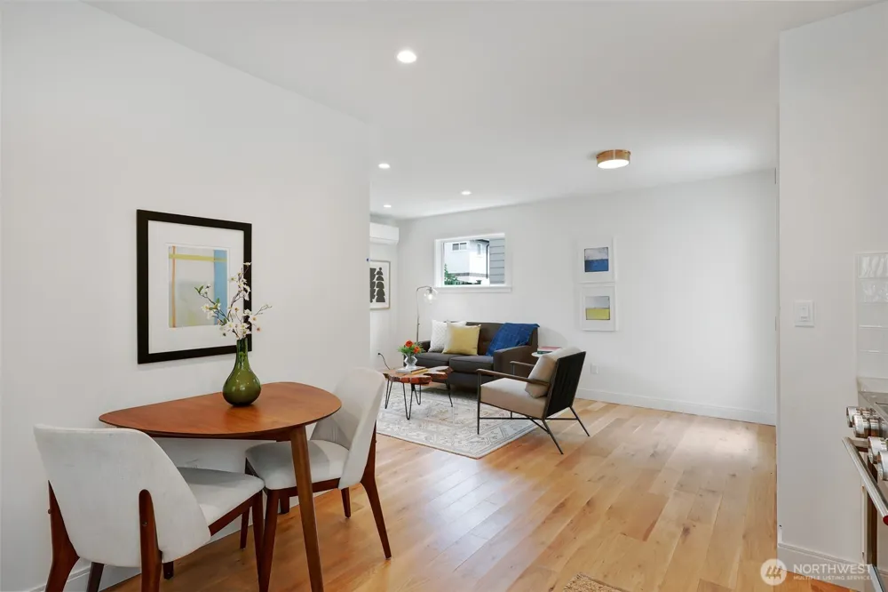 8734 13th Avenue NW Seattle, WA 98117