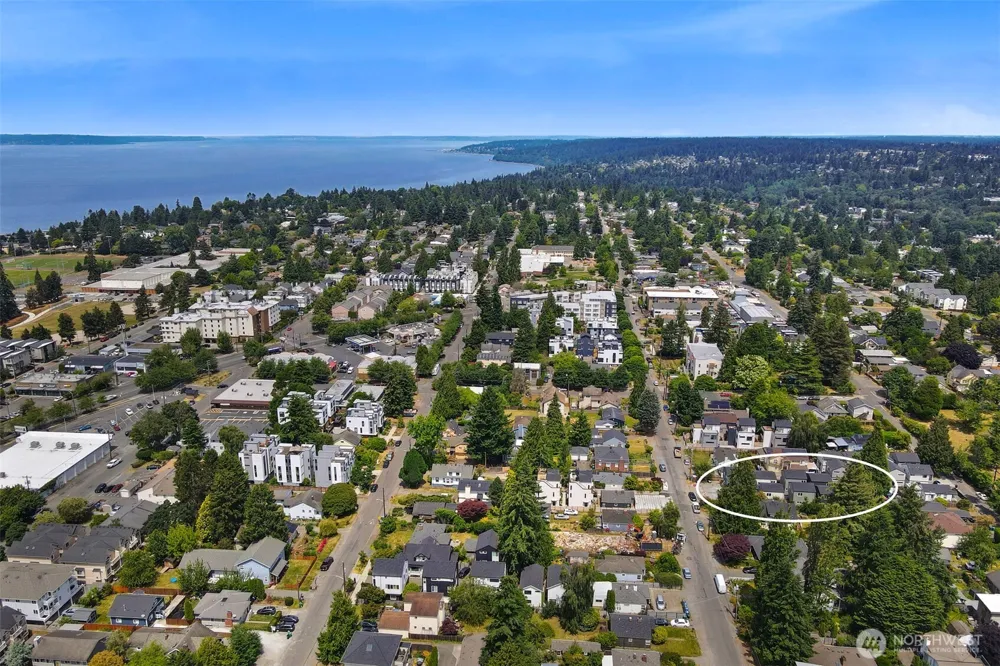 8734 13th Avenue NW Seattle, WA 98117