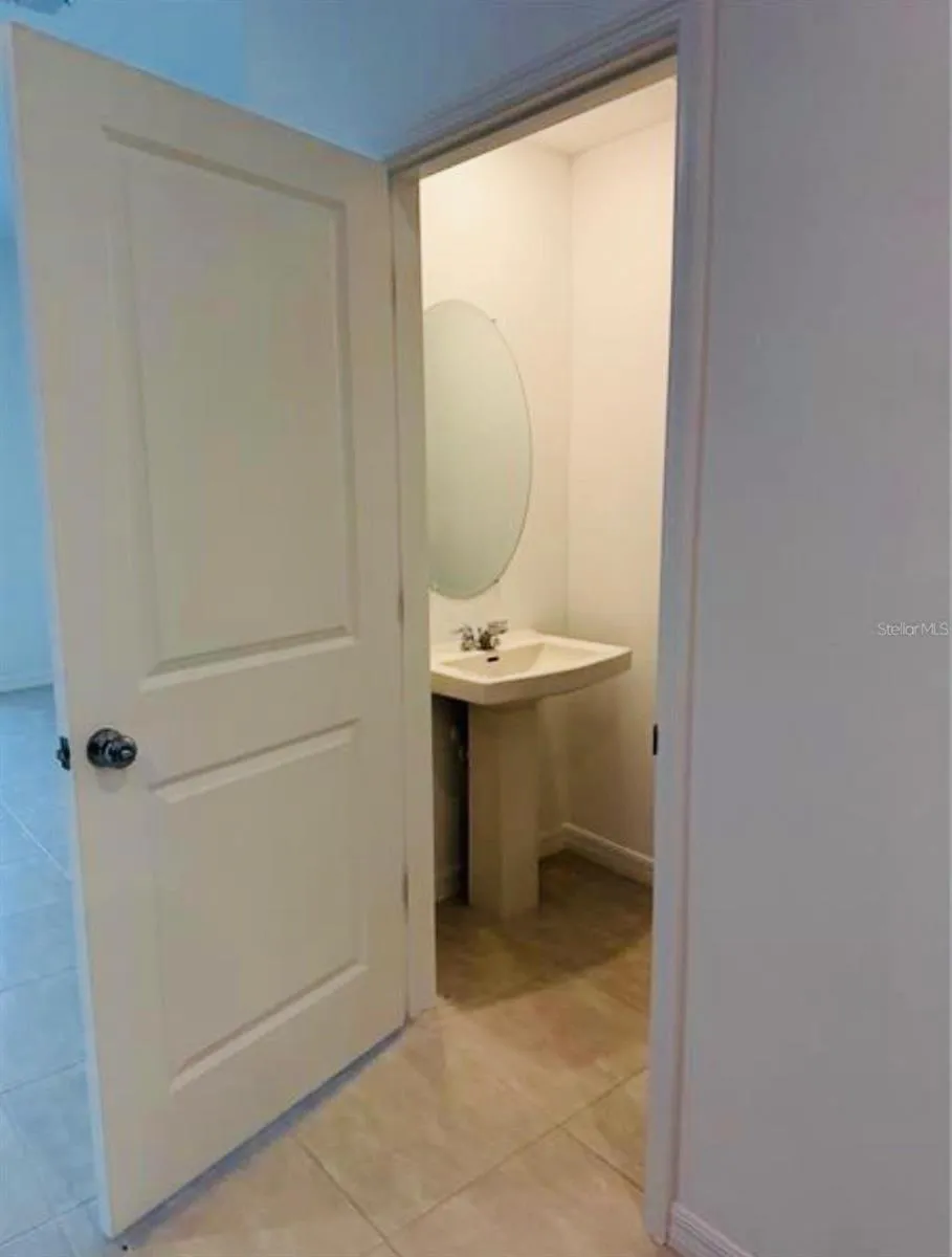 2890 SKYLINE LOOP Kissimmee, FL 34758