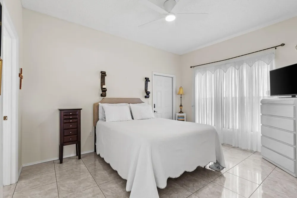 13037 LILY POND COURT Orlando, FL 32824