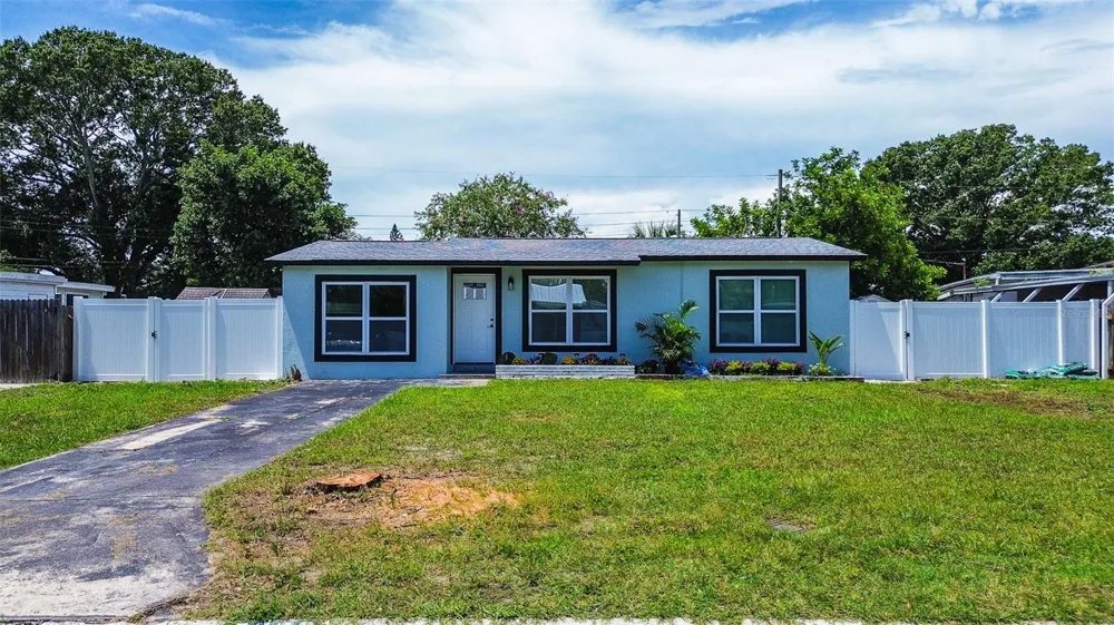 7580 MEADOWLAWN DRIVE St Petersburg, FL 33702