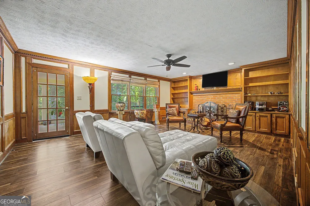 2622 Travois WAY SW Lilburn, GA 30047