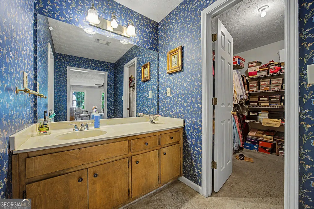 2622 Travois WAY SW Lilburn, GA 30047