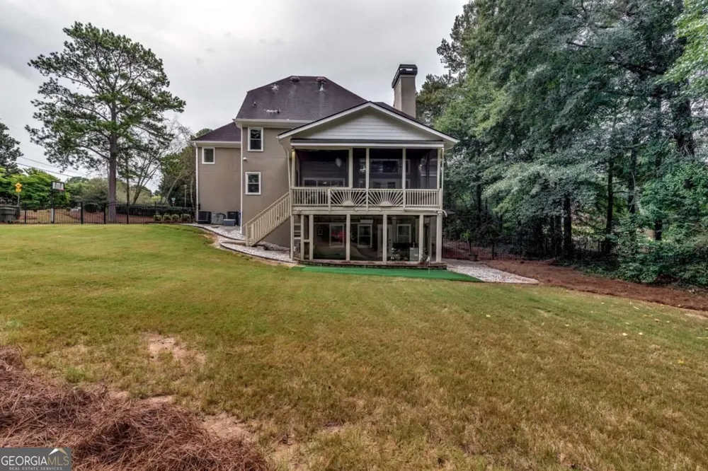 807 Reagan DR NW Conyers, GA 30012