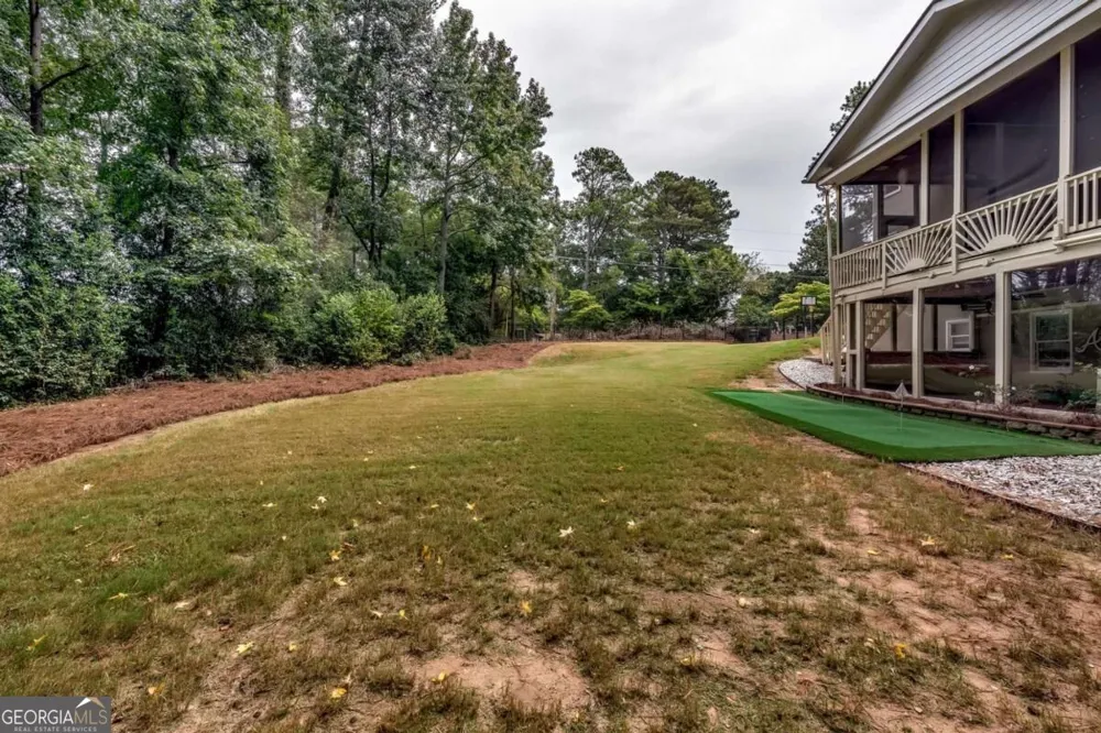 807 Reagan DR NW Conyers, GA 30012