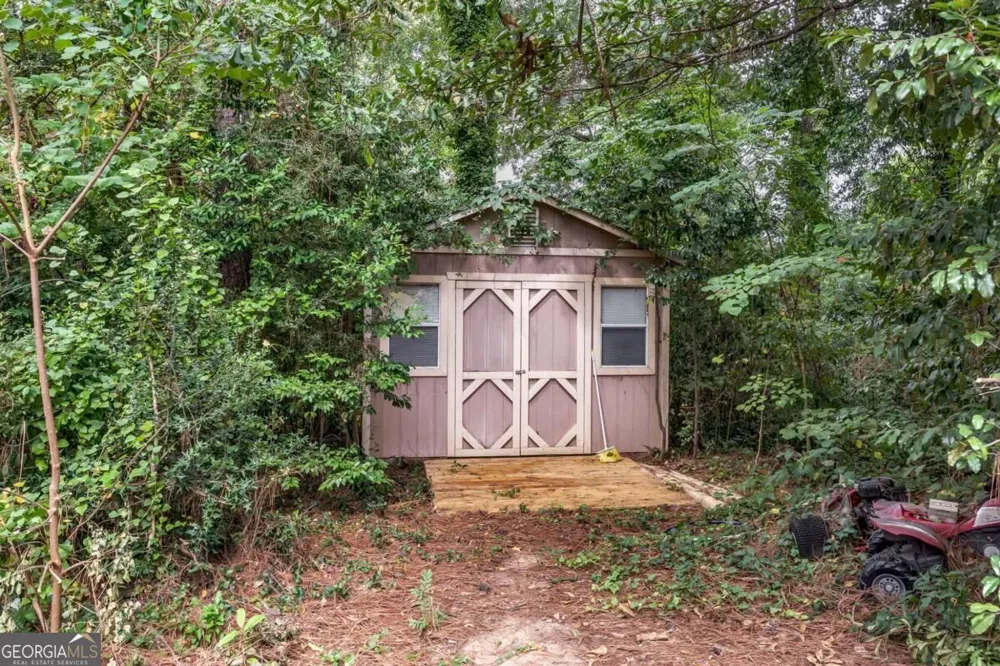 807 Reagan DR NW Conyers, GA 30012