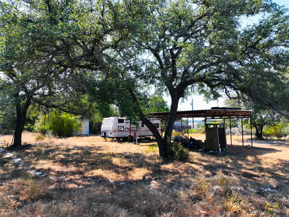 25000 Andrew Drive Spicewood, TX 78669