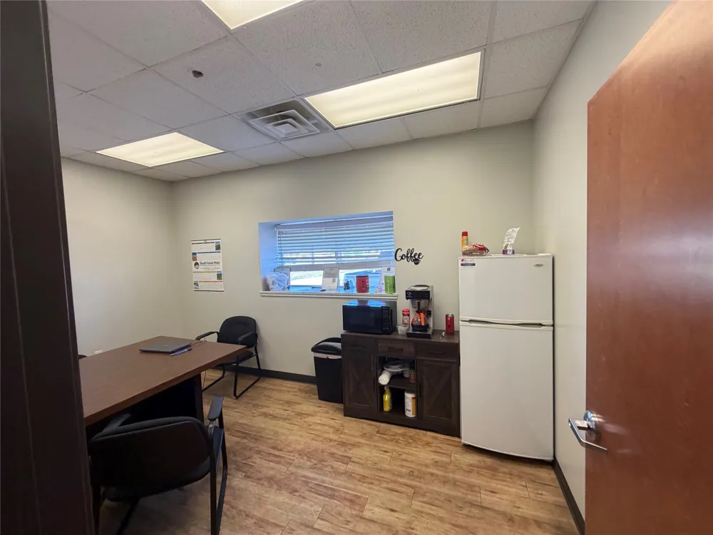 112 E Mlk Jr Industrial Boulevard Lockhart, TX 78644