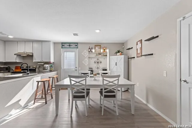 903 Stricker Path San Antonio, TX 78221