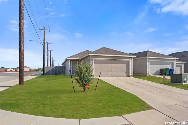 903 Stricker Path San Antonio, TX 78221
