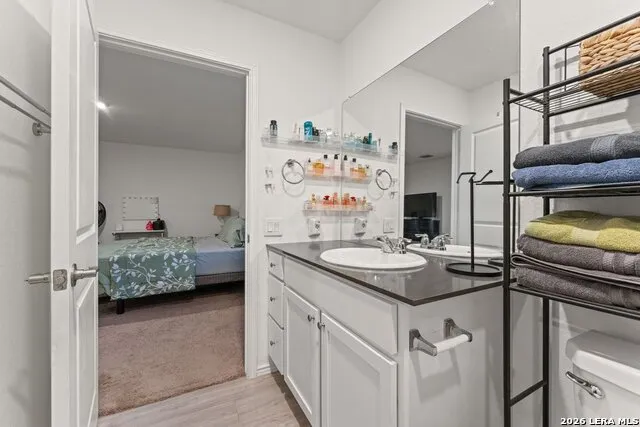 903 Stricker Path San Antonio, TX 78221