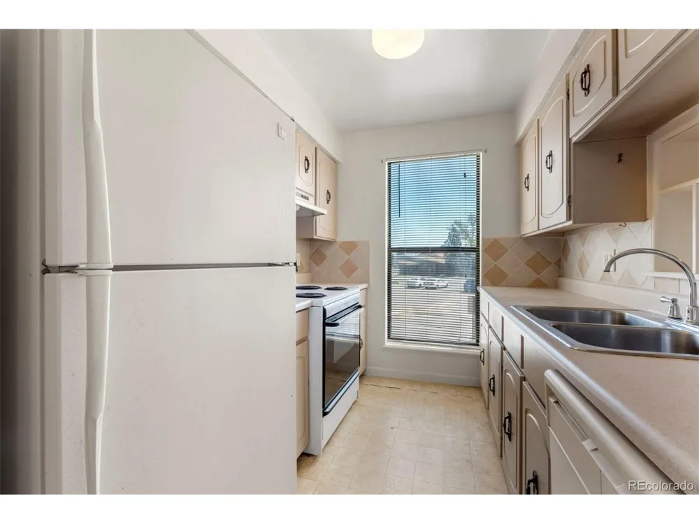 3662 S Granby Way #J05 Aurora, CO 80014
