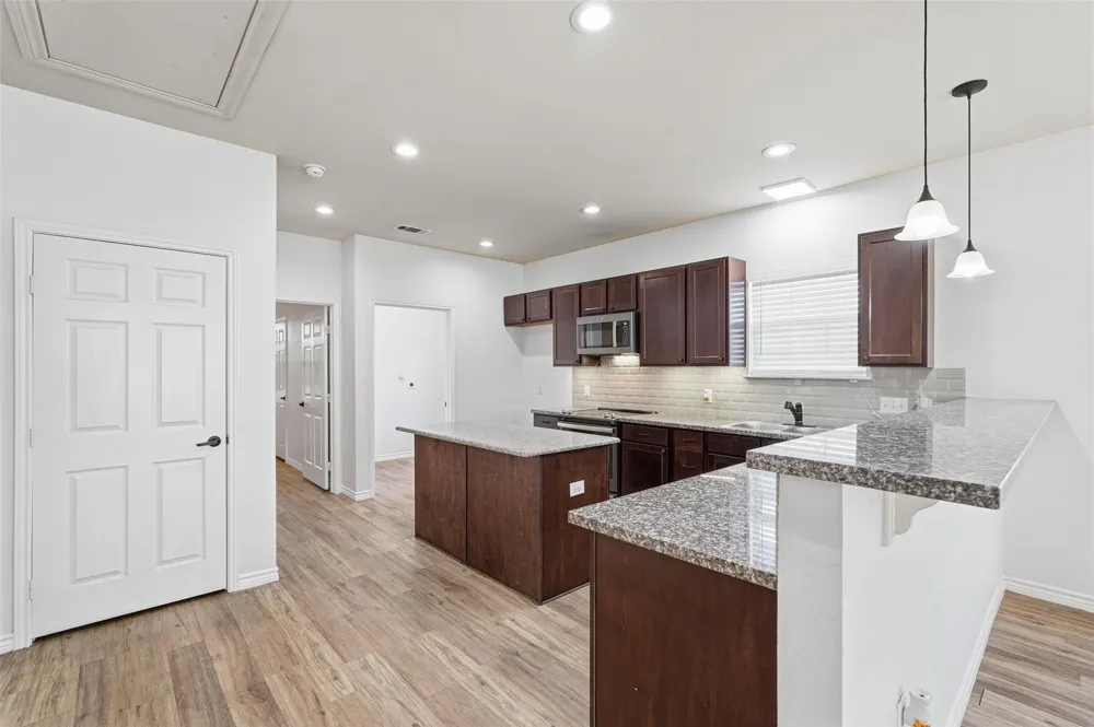 124 Chris Drive Rockwall, TX 75032